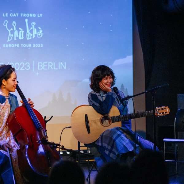 Blue Dragon Germany hỗ trợ Tour của Lê Cát Trọng Lý tại Berlin